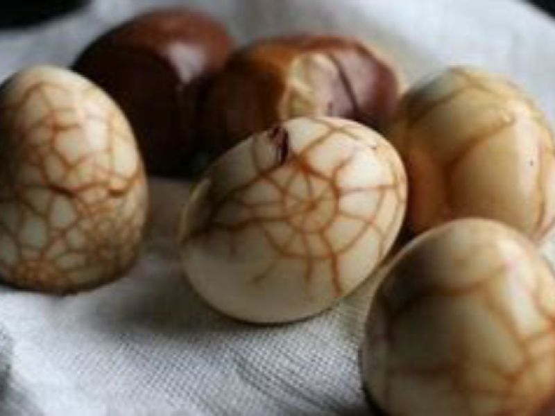 Oeuf au thé noir 
